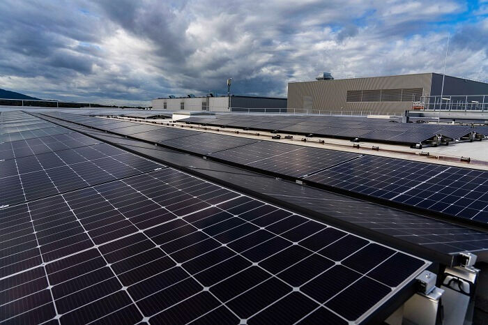 Mercedes'ten dünyada bir ilk! Geri dönüşüm fabrikası açtı - 1. Resim