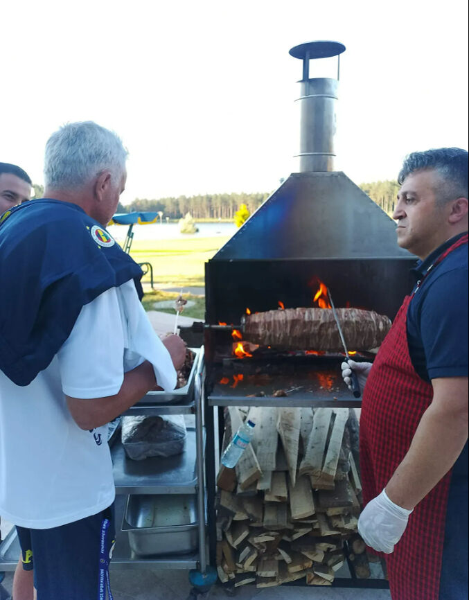 Mourinho'nun İstanbul hayatı mercek altında! Boğaz'da süiti, favori dönercisi ve dahası Mourinho'nun İstanbul hayatı mercek altında! Boğaz'da süiti, favori dönercisi ve dahası - 5. Resim