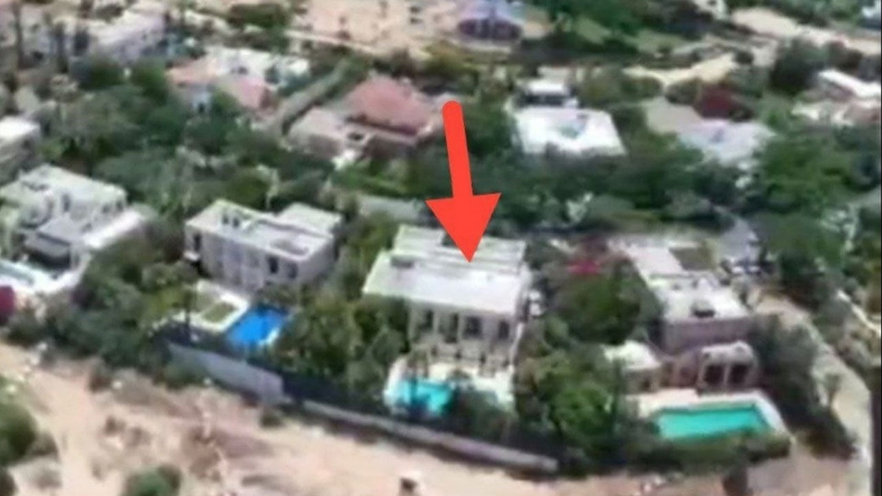 Netanyahu'nun evine suikast saldırısını Hizbullah üstlendi! Yatak odasının camı patlamış - 1. Resim