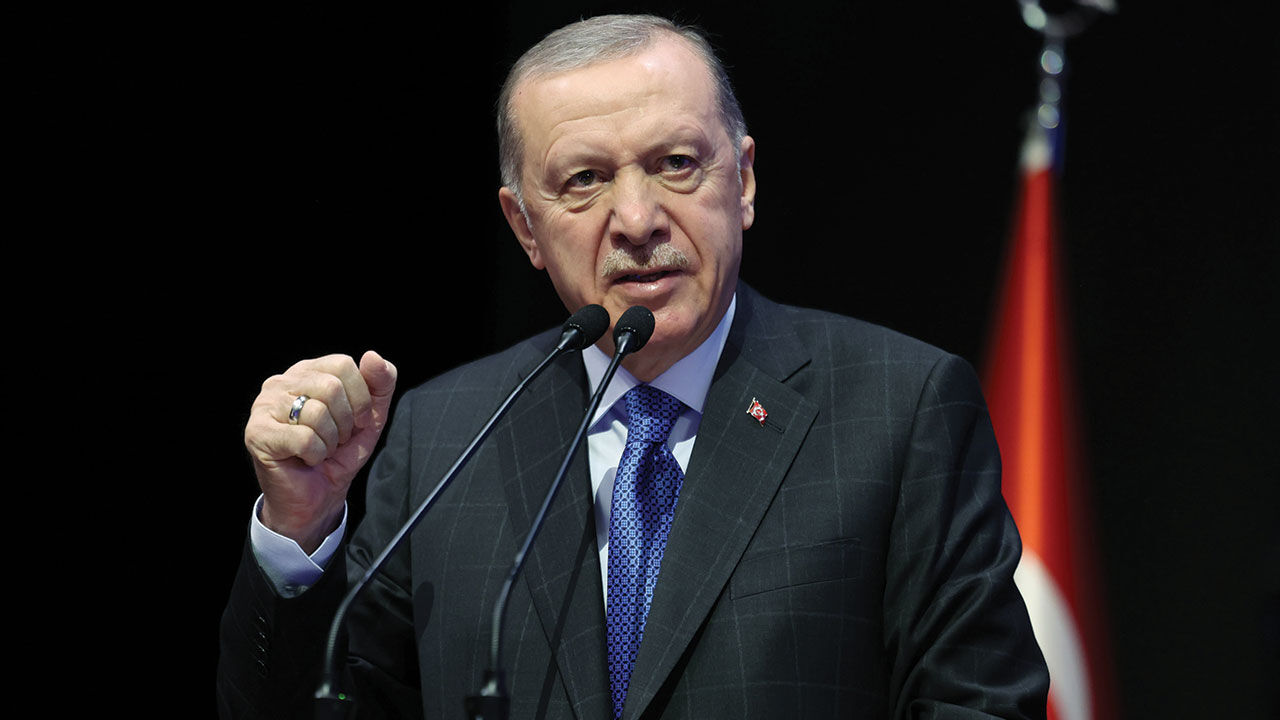 Özgür Özel'in Devlet Bahçeli'ye seslenişi gündem oldu: El yükseltiyorum Devlet Bey Özgür Özel'in Devlet Bahçeli'ye seslenişi gündem oldu: El yükseltiyorum Devlet Bey - 2. Resim