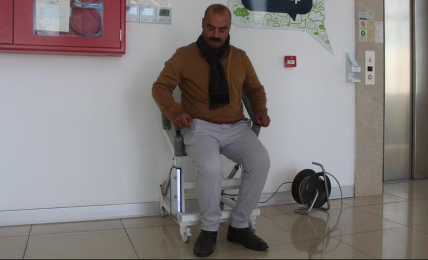 70 bin TL'ye yurt dışında satılan ürünü 20 bin TL'ye mal etti! Engelli vatandaş gündem oldu 70 bin TL'ye yurt dışında satılan ürünü 20 bin TL'ye mal etti! Engelli vatandaş gündem oldu - 3. Resim