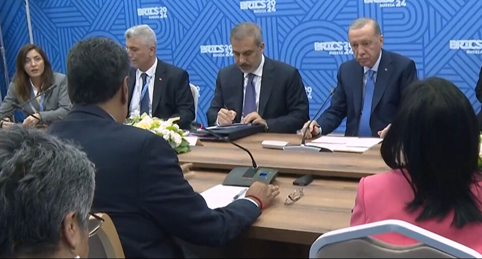 Cumhurbaşkanı Erdoğan Kazan'da Venezuela Devlet Başkanı Maduro ile görüştü - 1. Resim