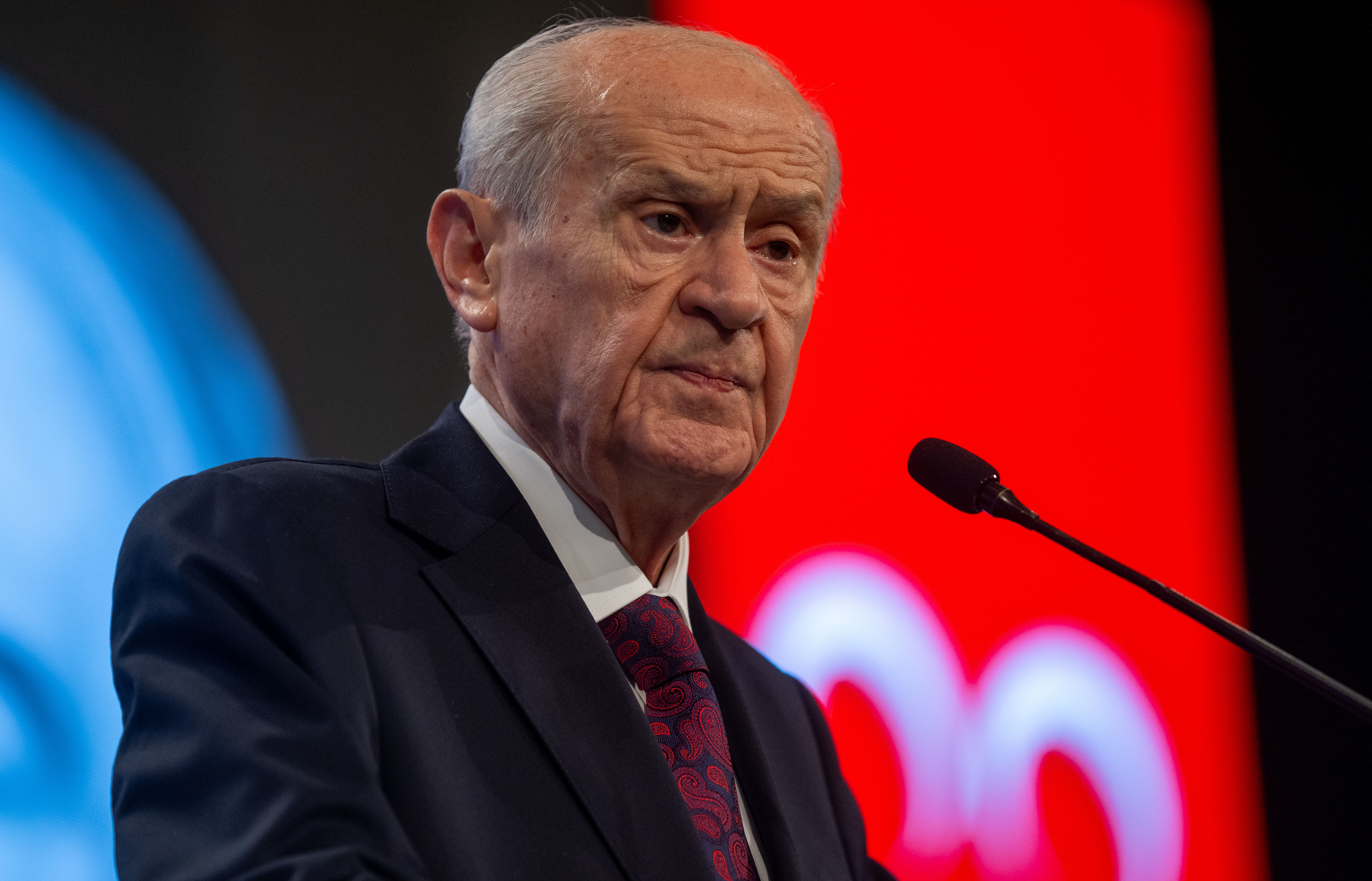 Müsavat Dervişoğlu urgan fırlattı, Bahçeli İyi Parti Genel Merkezi'ni aradı: Bana gönderin - 1. Resim