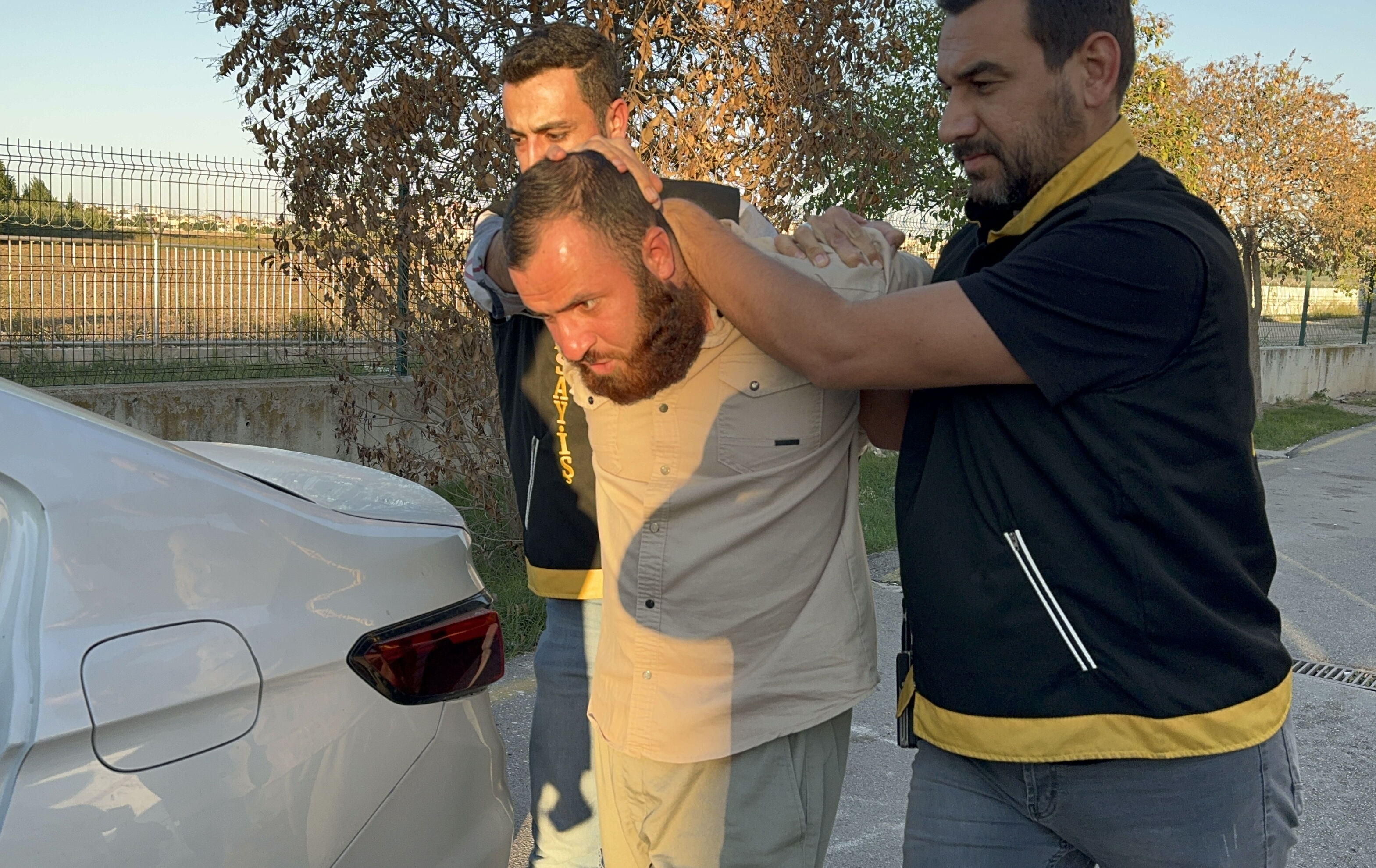 Şizofren evlat dehşet sa&ccedil;tı! Adana'daki aile faciasında &ouml;l&uuml; sayısı y&uuml;kseldi - 1. Resim