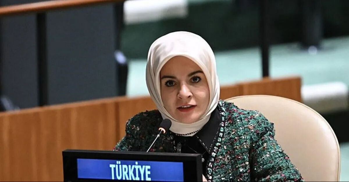 Aile ve Sosyal Hizmetler Bakanı Göktaş'ın aracı kaza yaptı! Mahinur Özdemir Göktaş’ın son durumu nasıl?  - 3. Resim