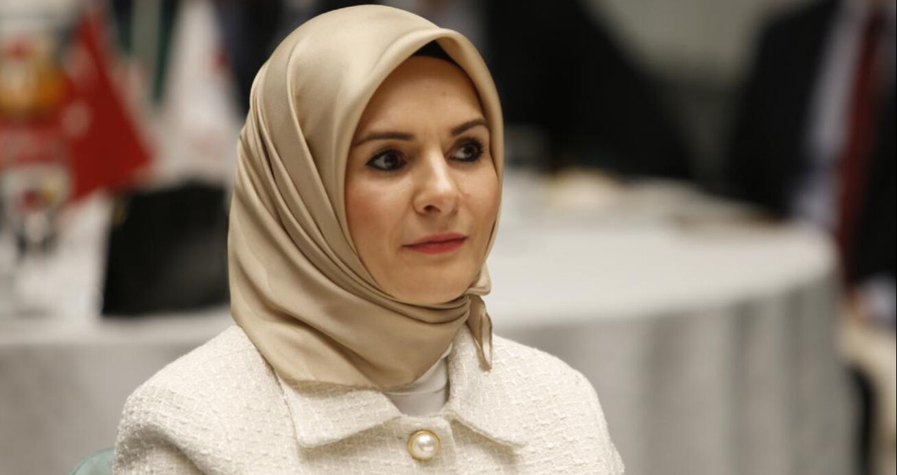 Bakan Mahinur Özdemir Göktaş'ın aracı şehit cenazesinden dönerken kaza yaptı - 2. Resim