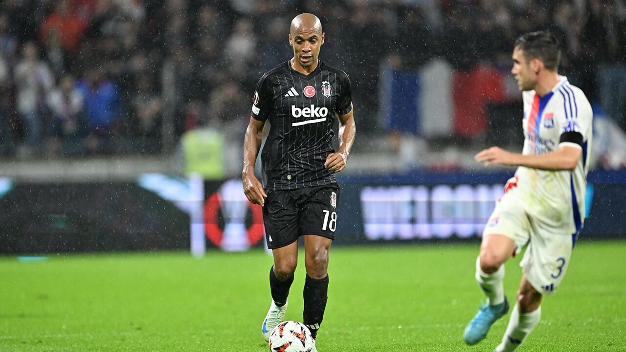 Beşiktaş Fransa'da Lyon deplasmanında! Hedef Avrupa'da ilk galibiyet... - 1. Resim