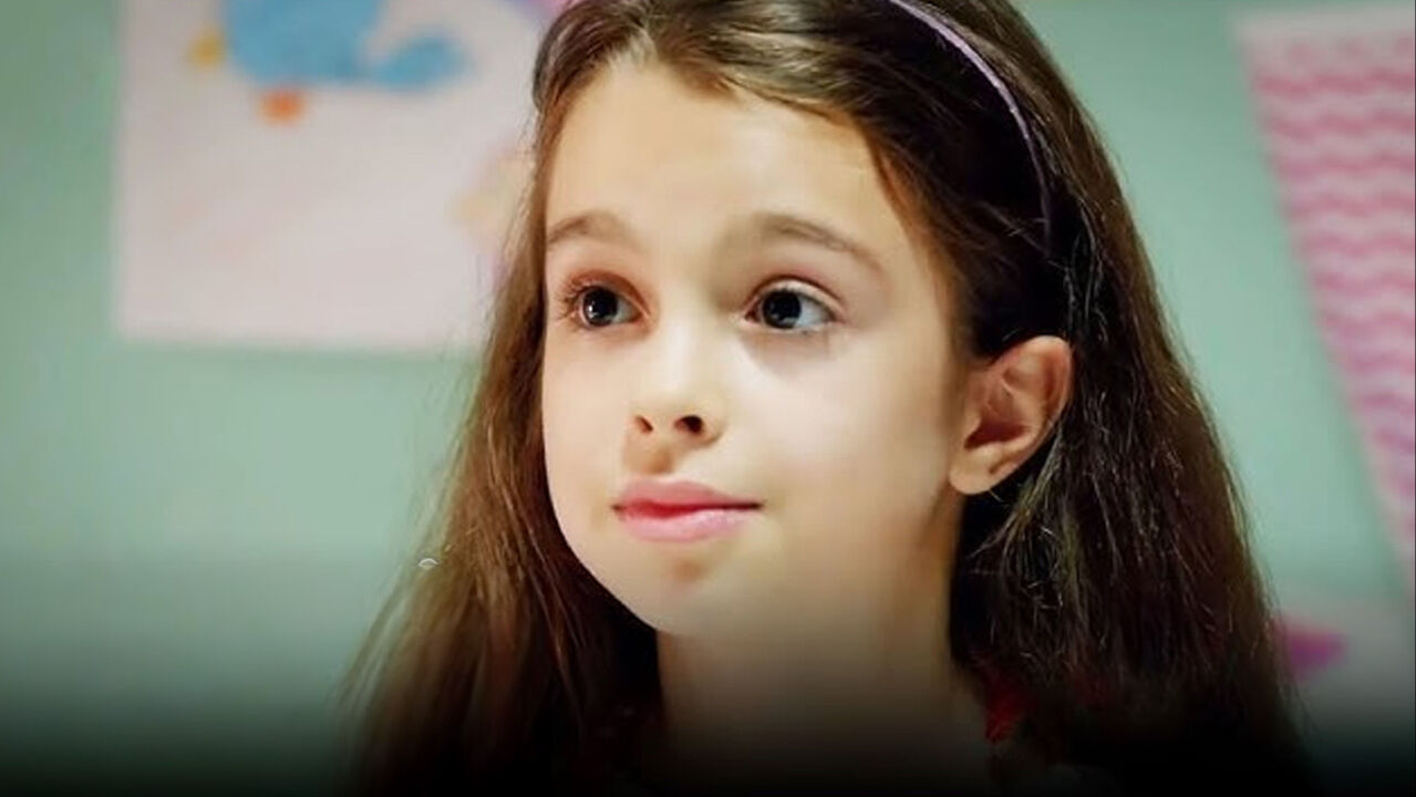 Bir Gece Masalı dizisinde Canfeza Kilimci’yi oynayan Su Burcu Yazgı Coşkun kimdir, nereli?  - 5. Resim