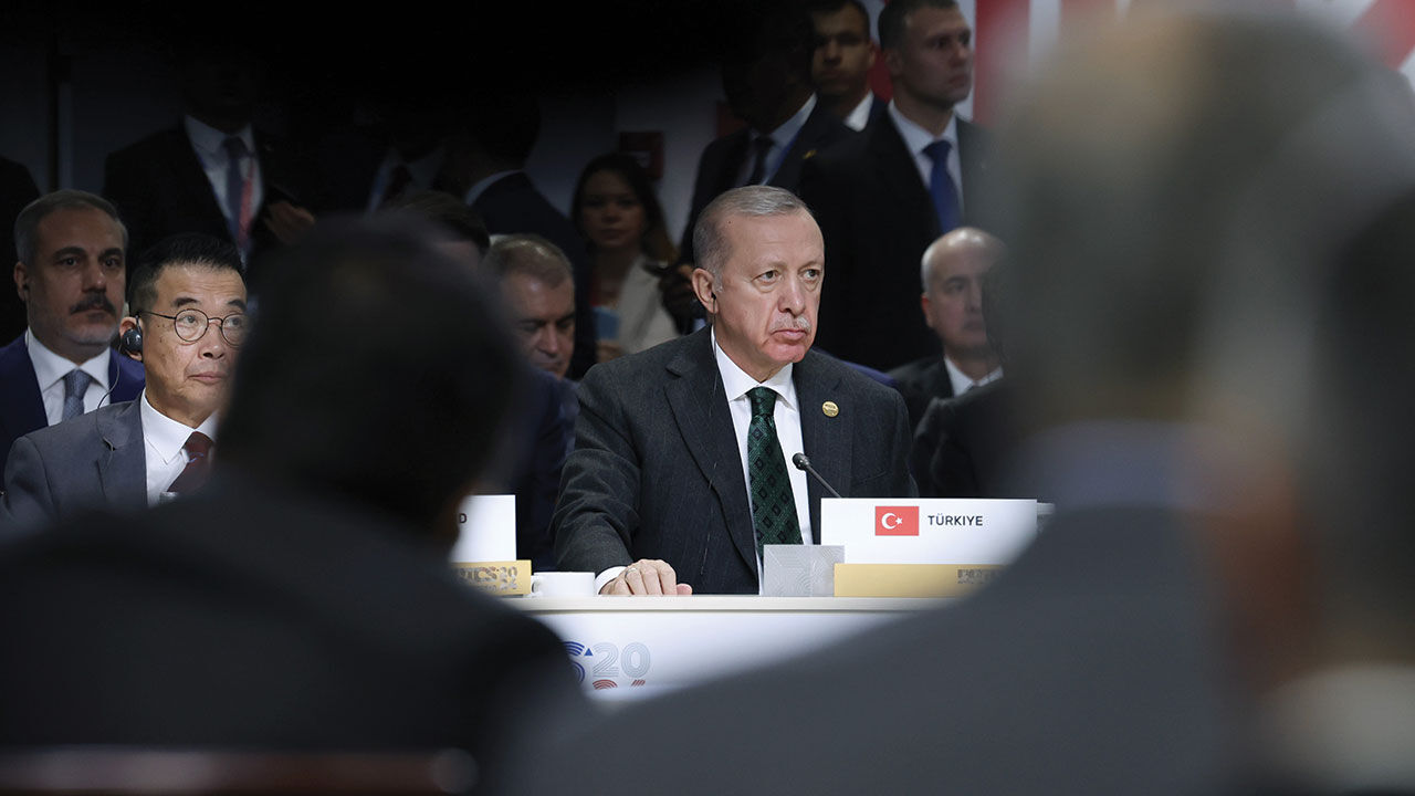 Cumhurbaşkanı Recep Tayyip Erdoğan başkanlığında İstanbul'da güvenlik zirvesi yapılacak - 1. Resim