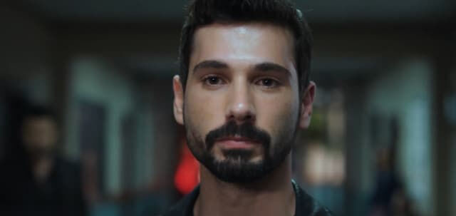 Dizi severler merakla bekliyor! Bu akşam Hudutsuz Sevda yeni bölüm yayınlanacak mı?  Dizi severler merakla bekliyor! Bu akşam Hudutsuz Sevda yeni bölüm yayınlanacak mı?  - 3. Resim