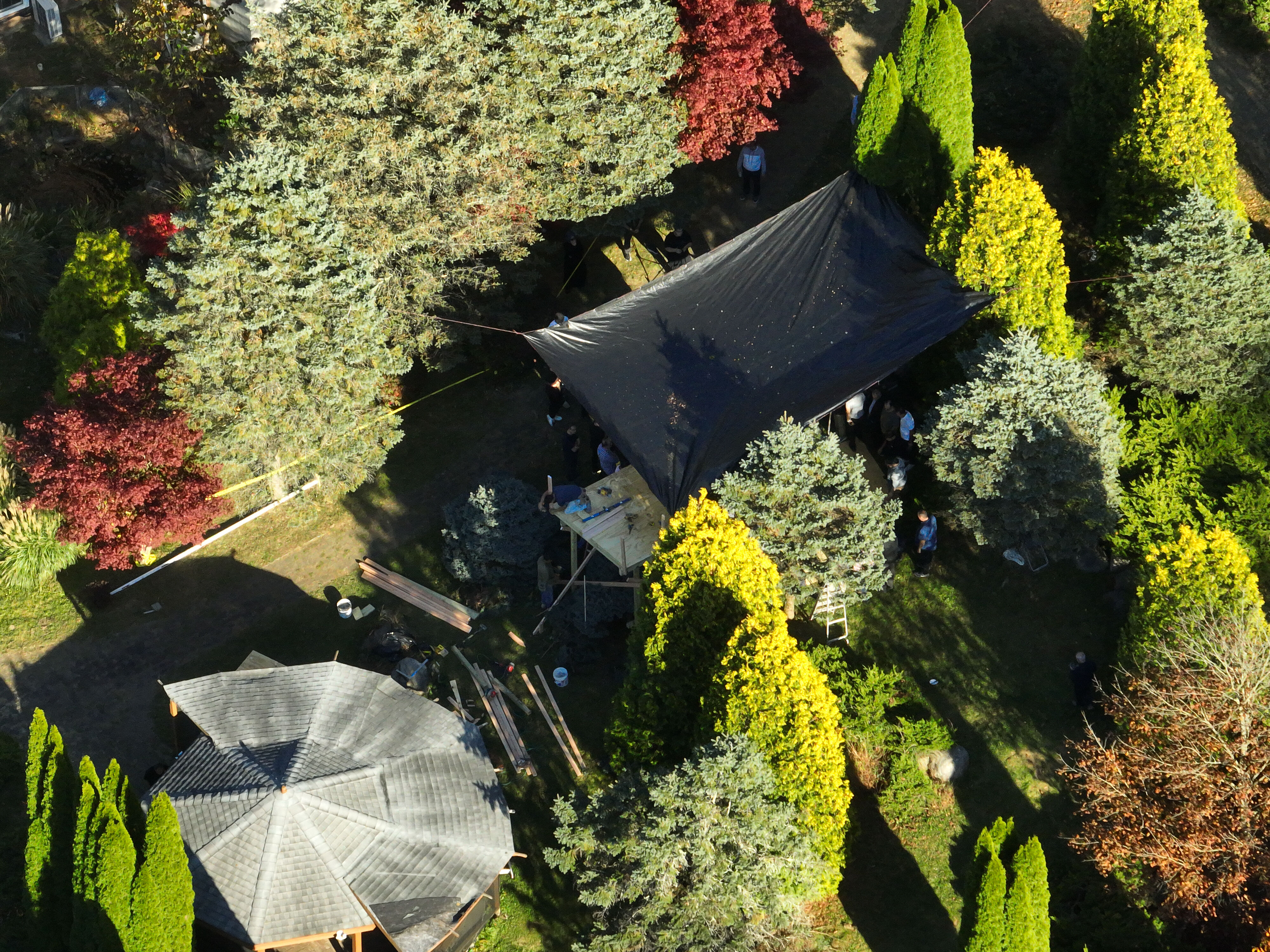 FETÖ elebaşı Fetullah Gülen'in cenazesi düzenlendi! Hainin cesedi için VIP araç kullanıldı - 1. Resim