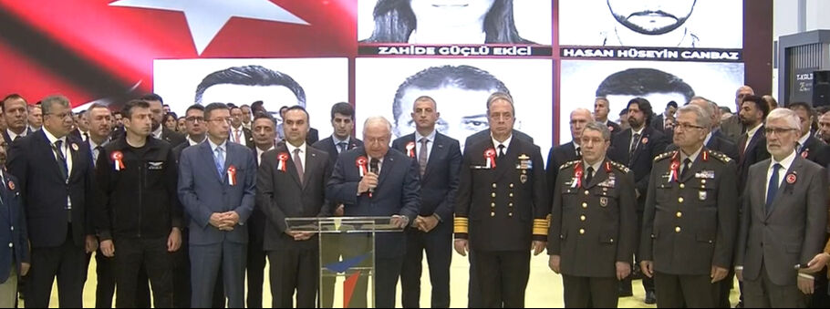 TUSAŞ saldırısına inat Savunma Sanayii tek yürek oldu! Bakan Fatih Kacır: Evlatlarımızın intikamını alacağız - 3. Resim