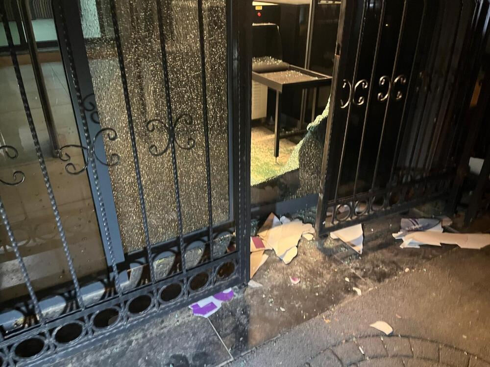 Ankara'daki DEM Parti genel merkezine saldırı düzenlendi! - 1. Resim