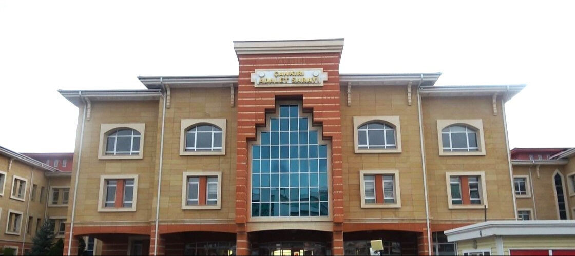 Aracında uyuşturucuyla yakalanan polis tutuklandı! Miktar az buz değil - 1. Resim