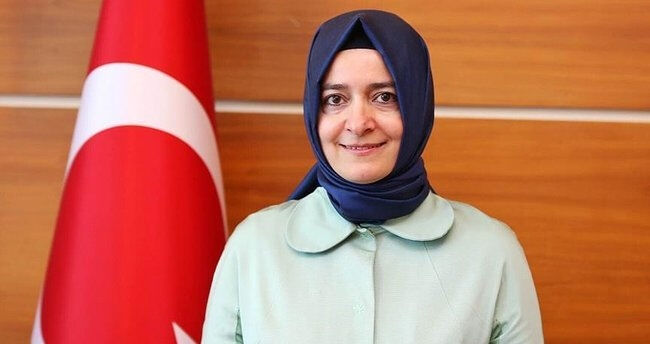 Eski Bakan Fatma Betül Sayan Kaya'nın kız kardeşi Ayşe Halil Sayan Koytak Büyükelçiliğe atandı - 1. Resim