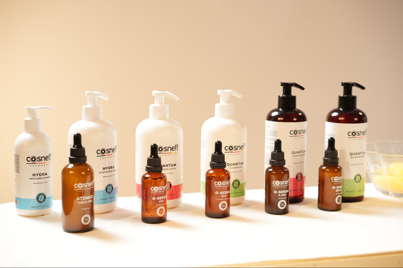 İşkar Teknoloji'den yeni cilt bakım markası: COSNEFF - 1. Resim