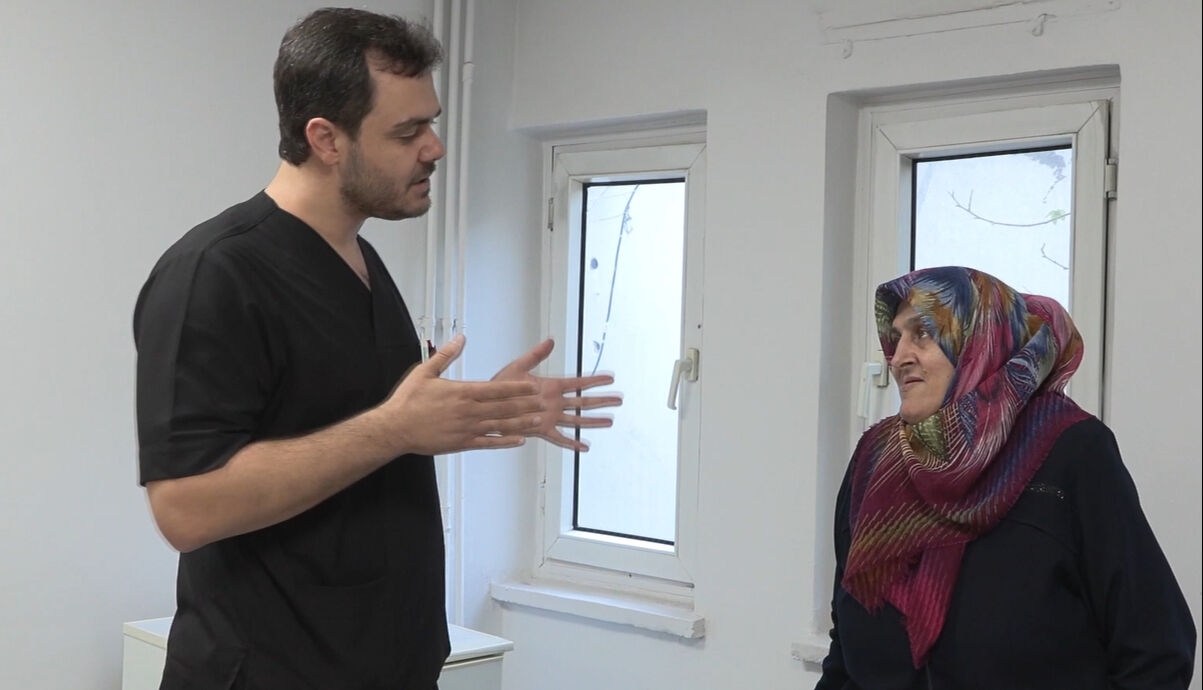 "Kilo aldım" diyerek karnındaki şişkinliği önemsememişti! Karnından çıkan şoke etti "Kilo aldım" diyerek karnındaki şişkinliği önemsememişti! Karnından çıkan şoke etti - 4. Resim