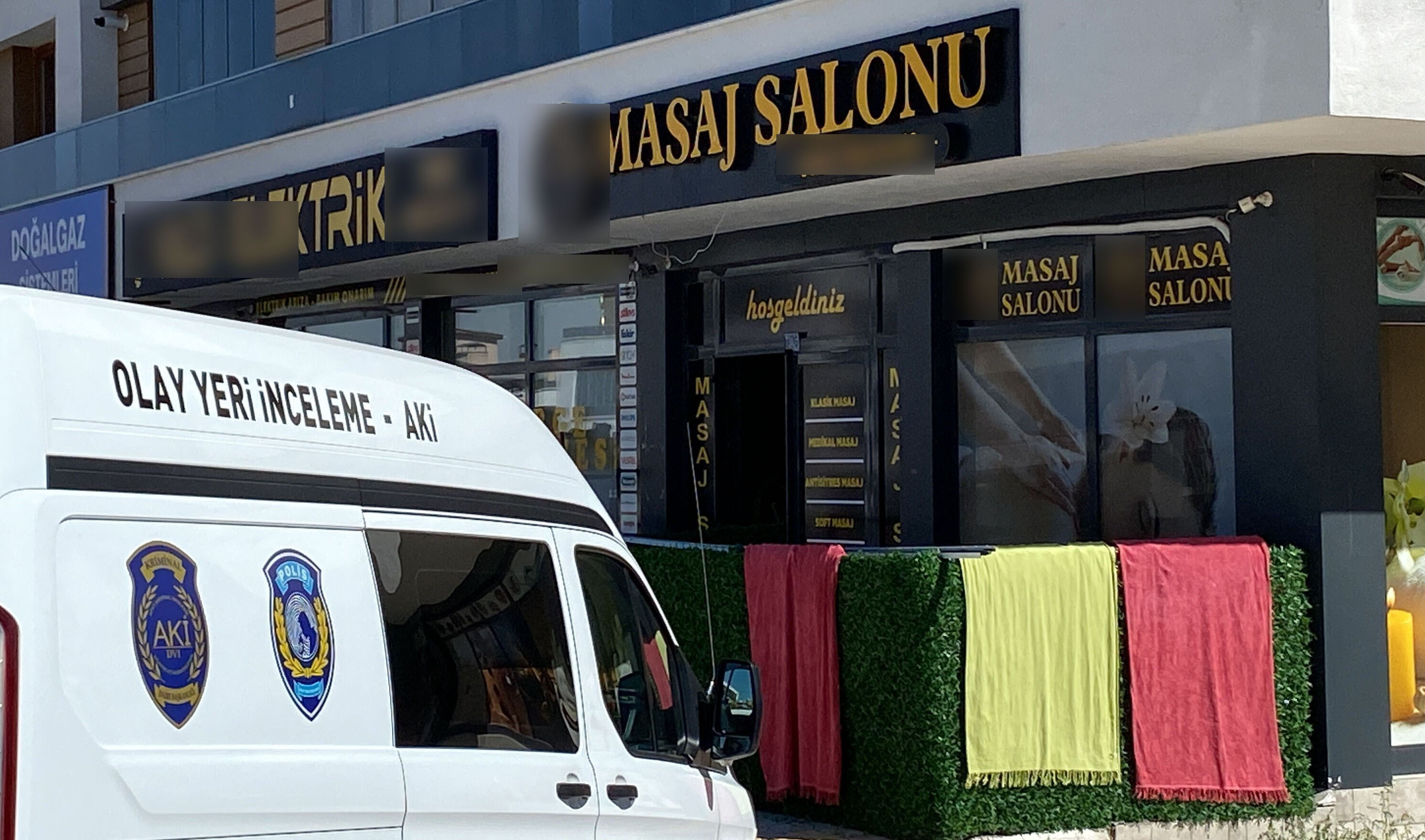 Masaj salonunda vahşi cinayet! Eski sevgilisini bıçaklayıp, kurtulmasın diye kapıyı kilitlemiş - 3. Resim