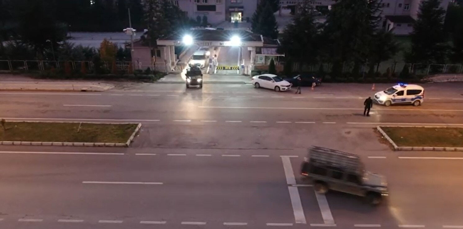 Terör örgütü DAEŞ'in finansörlerine şok baskın! - 2. Resim