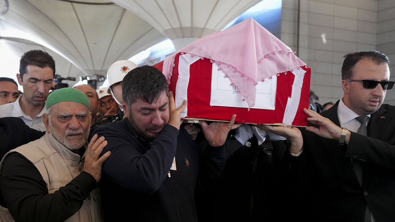 TUSAŞ saldırısında şehit olmuştu! Zahide Güçlü Ekici'ye siparişini götüren çiçekçiden kahreden sözler - 2. Resim