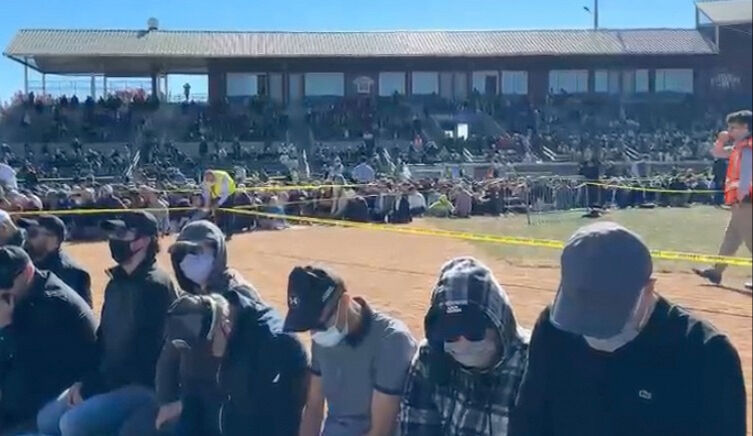 Ata dhanë udhëzime përmes Whatsapp! Detaje mbresëlënëse në funeralin e kryetradhtarit Fethullah Gylen - Foto 3