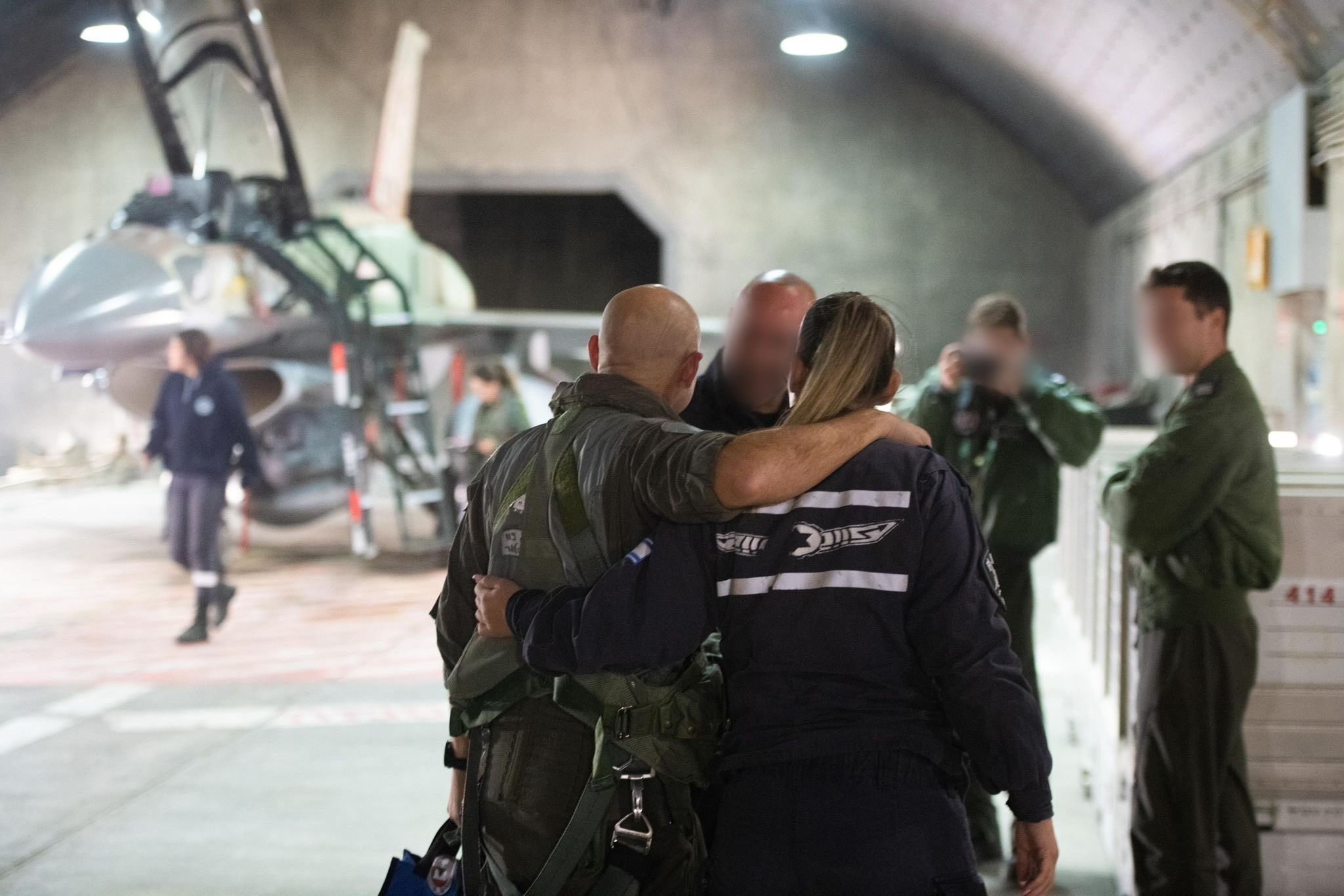 İran'ı vuran F-15 ve F-16 savaş uçaklarının görüntüleri ortaya çıktı İran'ı vuran F-15 ve F-16 savaş uçaklarının görüntüleri ortaya çıktı - 1. Resim