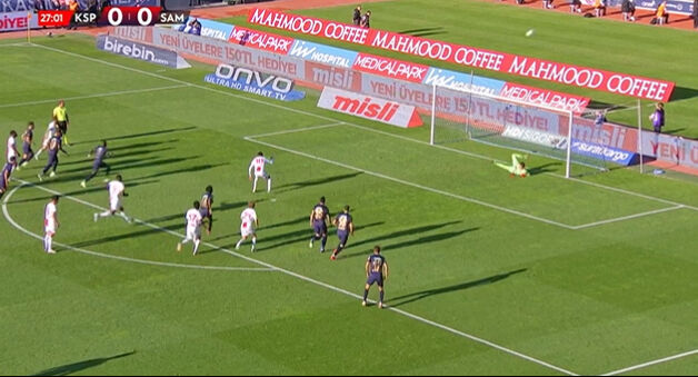 Kasımpaşa-Samsunspor maçına Olivier Ntcham damga vurdu! 8 dakikada 2 penaltı kaçırdı... - 4. Resim