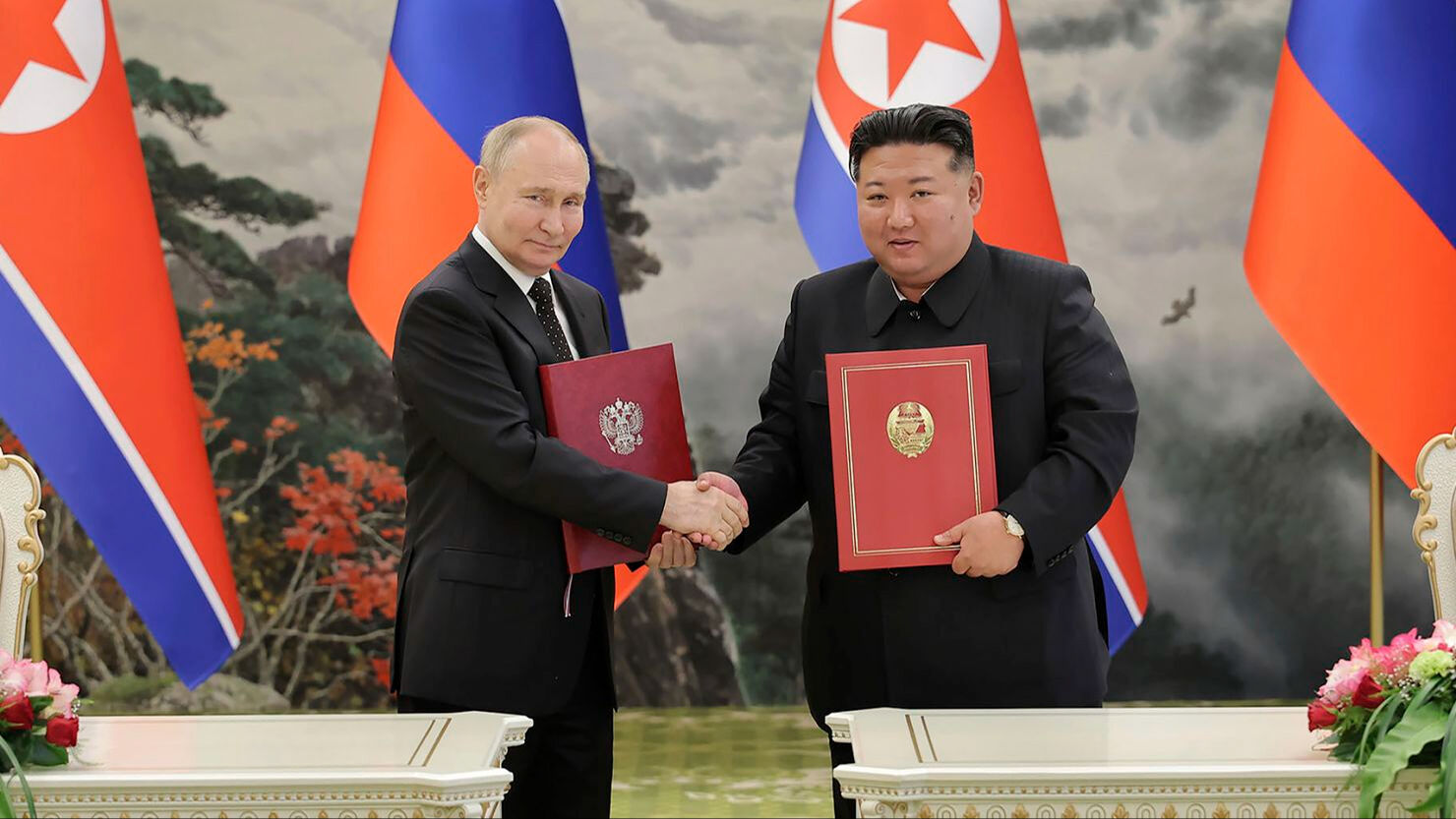 Rus ve Kuzey Koreli askerler arasında komuta krizi! ‟Bunlarla ne halt yiyeceğiz” Rus ve Kuzey Koreli askerler arasında komuta krizi! ‟Bunlarla ne halt yiyeceğiz” - 1. Resim