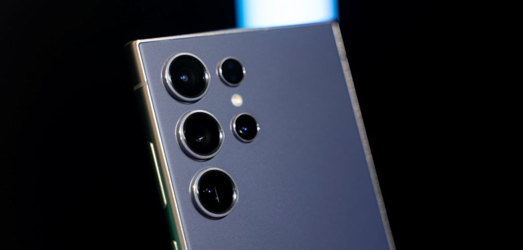 Samsung, Galaxy telefonlarında yeni dönem başlıyor! Ekranlar yeni teknolojiye kavuşuyor - 2. Resim