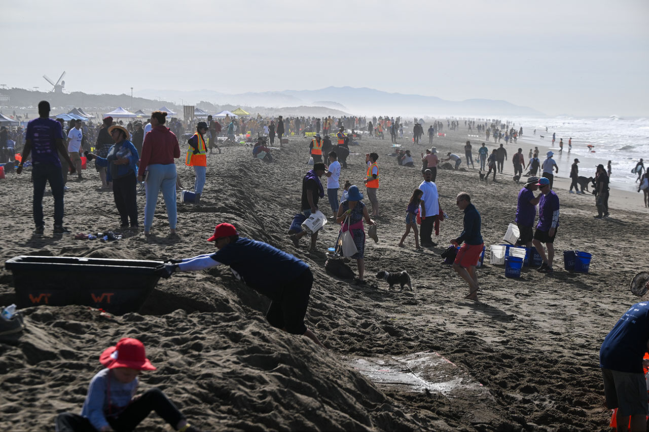 8500 öğrenciye kumdan destek! San Francisco'daki bu yarışma eğitime destek sağlıyor - 10. Resim