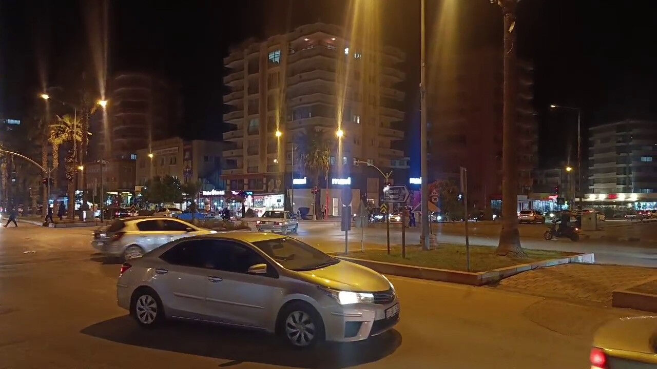 Adana'da 5 büyüklüğünde deprem! Çanakkale'nin ardından şiddetle sallandılar - 2. Resim