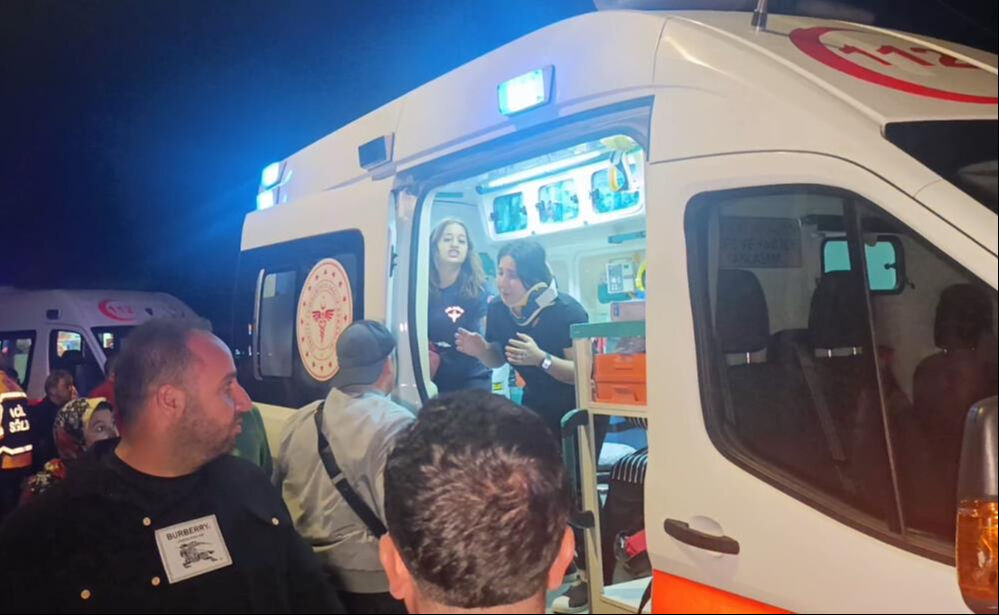 Antalya'daki zincirleme kazada 5 aylık bebek öldü! Acılı annenin feryadı yürekleri dağladı: Ben öleyim, çocuğum yaşasın - 5. Resim