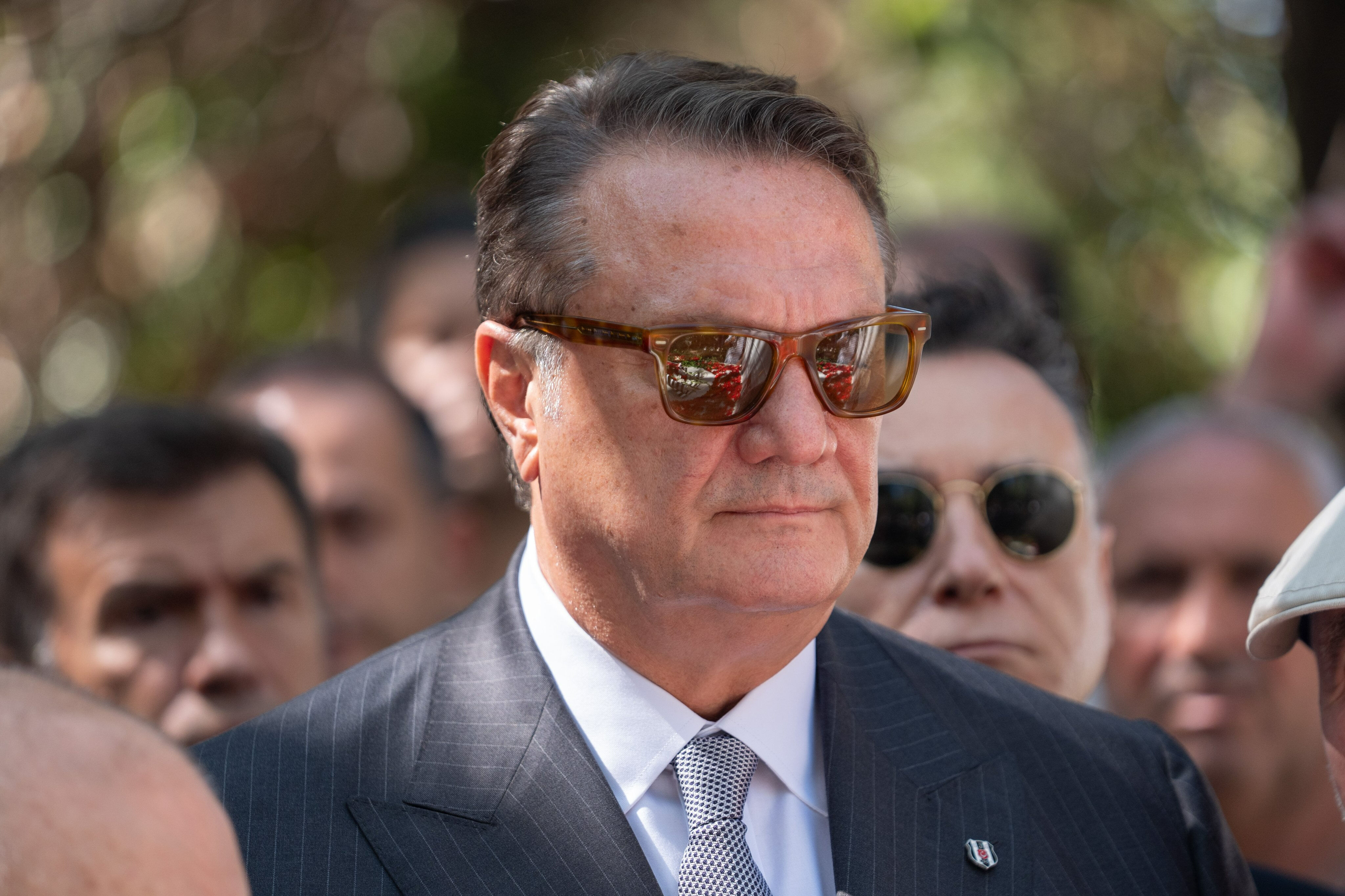 Beşiktaş Başkanı Hasan Arat'tan Ahmet Nur Çebi'ye yolsuzluk göndermesi! 