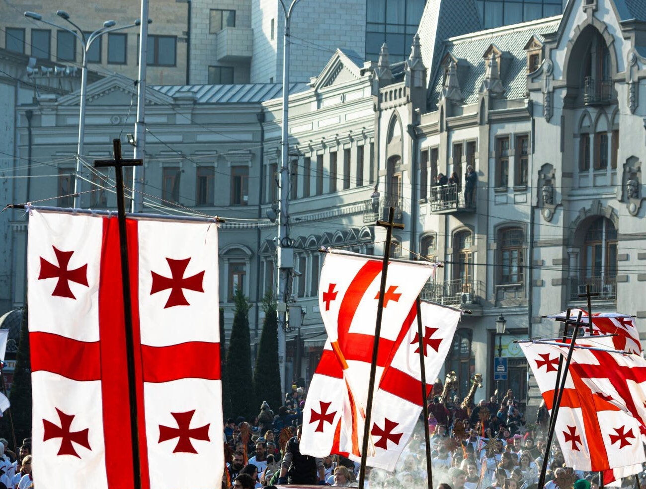 Cumhurbaşkanı Zurabişvili seçim sonuçlarını reddetti! Gürcistan'da kaos, halk protesto için sokaklara indi - 4. Resim