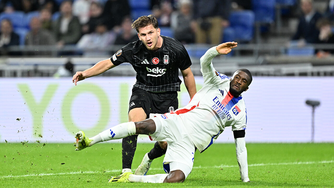 Galatasaray derbisi öncesi Semih Kılıçsoy operasyonu! Beşiktaş'tan dev zam - 3. Resim