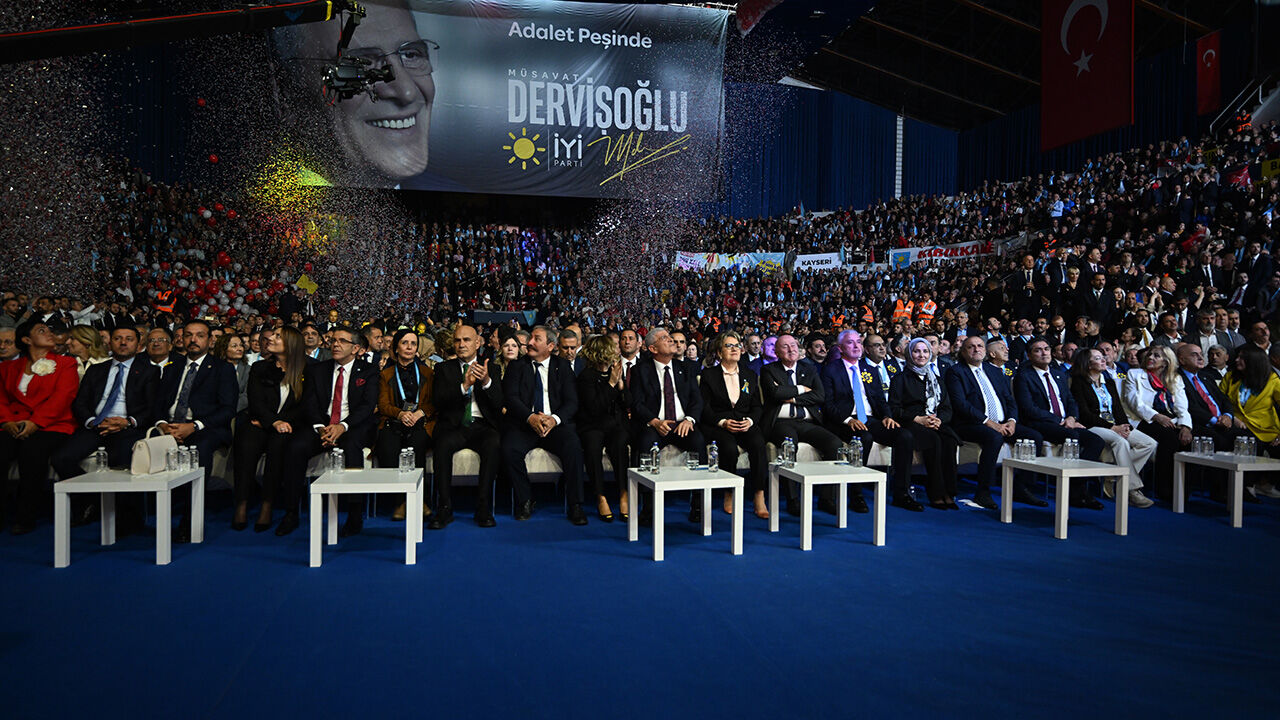 İyi Parti lideri Dervişoğlu'ndan 'Abdullah Öcalan' tepkisi!  İyi Parti lideri Dervişoğlu'ndan 'Abdullah Öcalan' tepkisi!