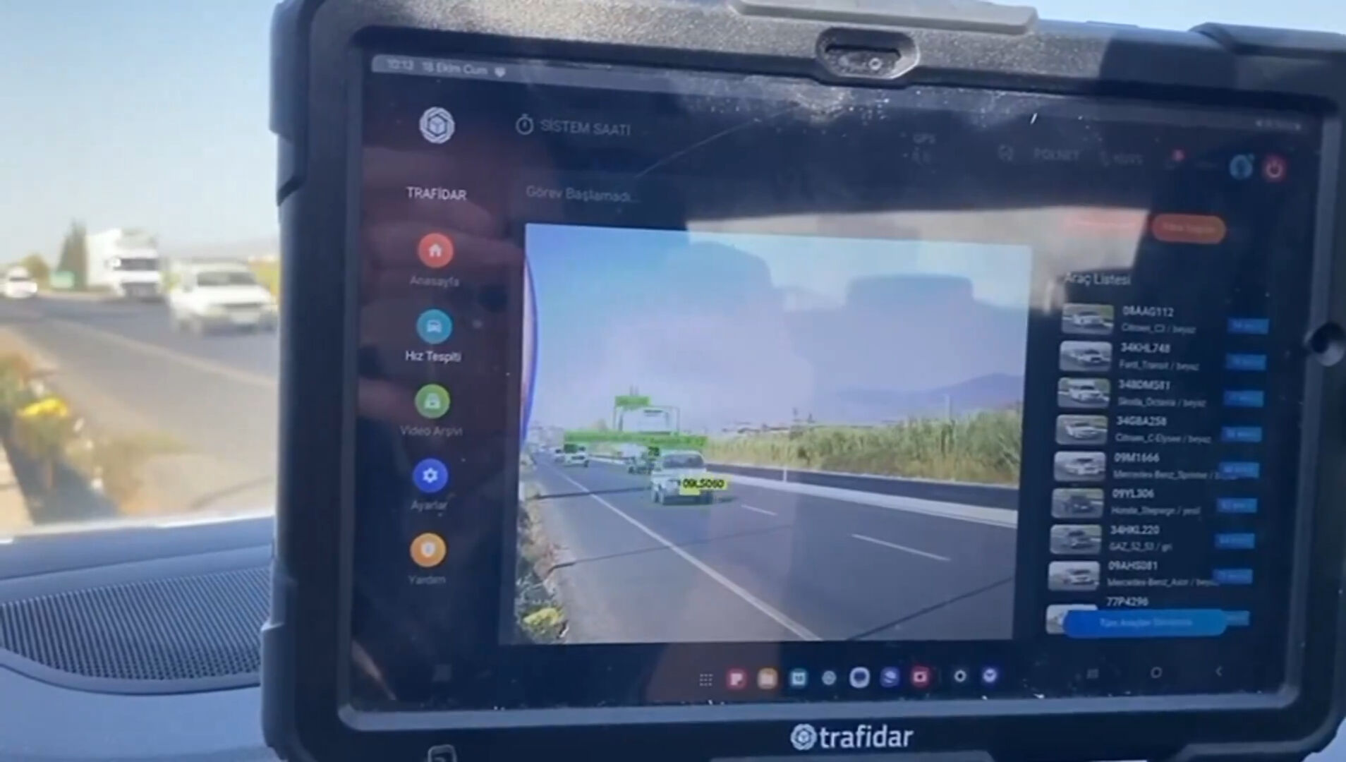 On bin çakarlı araca ceza yağmuru! Trafikte usulsüz yapanların gözünün yaşına bakılmadı - 5. Resim