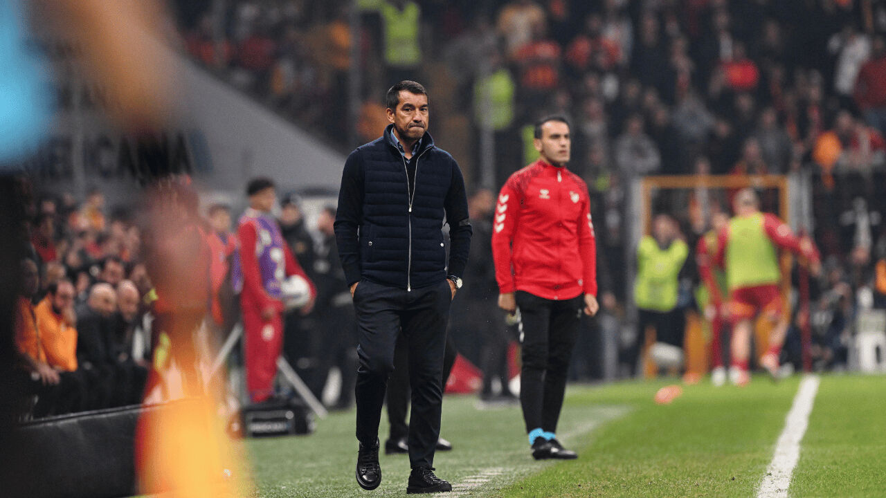 Bronckhorst'tan Galatasaray maçı sonrası flaş açıklamalar! - 1. Resim