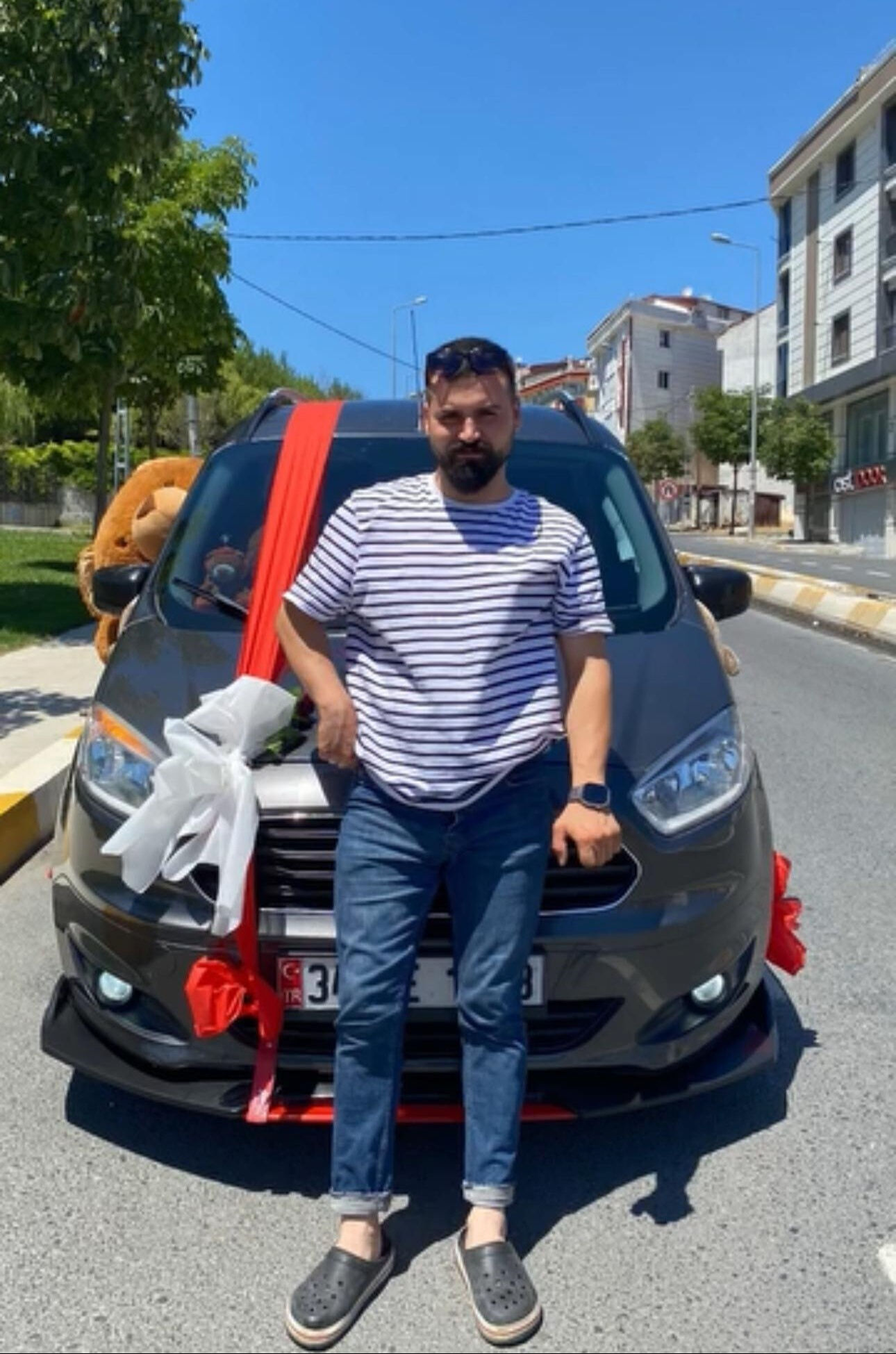 Esenyurt'ta bir sürücü çarptığın çocuğun ölmesi sonucu intihar etti - 2. Resim