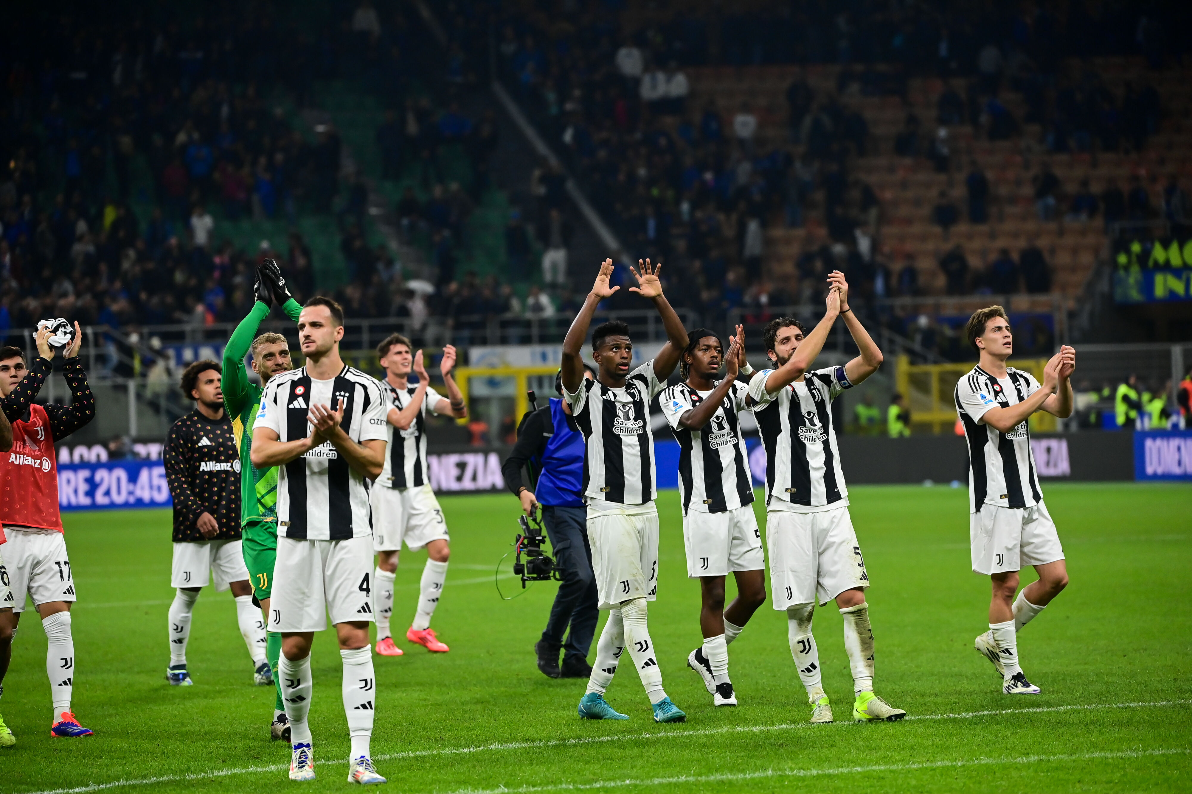 Inter - Juventus derbisine damga vuran Kenan Yıldız İtalya'da gündem oldu!  Inter - Juventus derbisine damga vuran Kenan Yıldız İtalya'da gündem oldu!