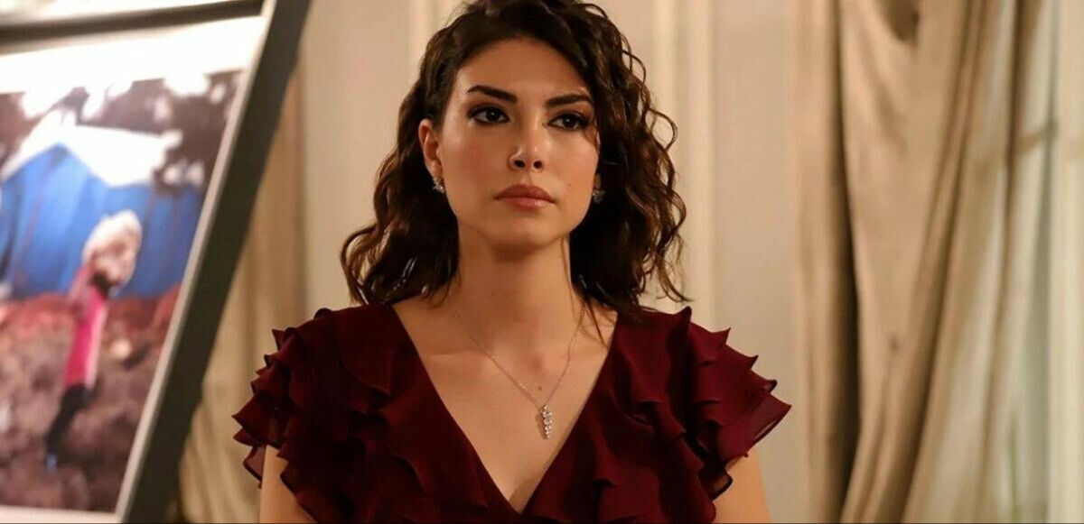 Kalpazan dizisinin Ayşe’si Deniz Baysal kimdir, kaç yaşında, nereli?  Kalpazan dizisinin Ayşe’si Deniz Baysal kimdir, kaç yaşında, nereli?  - 5. Resim