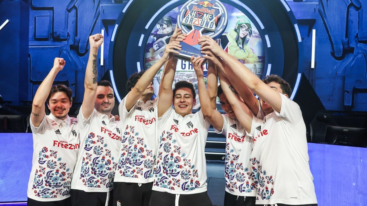 Red Bull Türkiye takımı FUT Esports’tan şampiyonluk geldi!