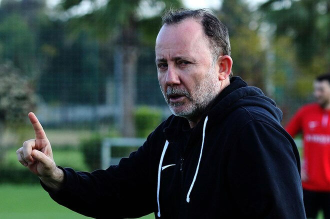 Sergen Yalçın'dan olay Jose Mourinho yorumu!  Sergen Yalçın'dan olay Jose Mourinho yorumu!