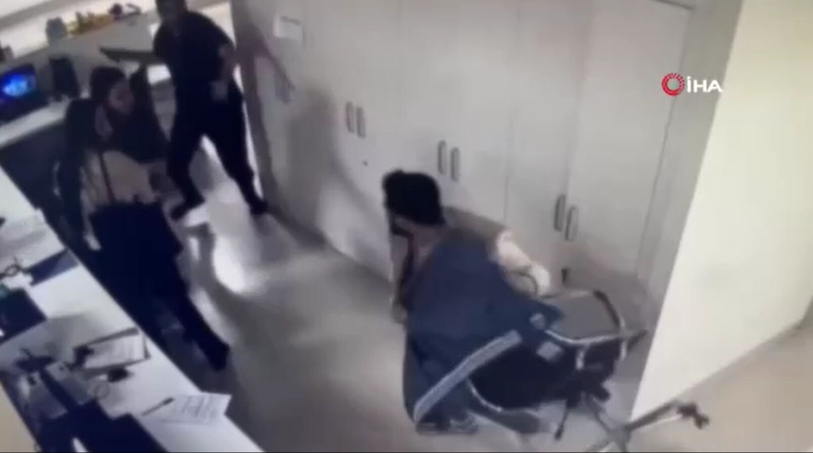 Şişli'de yakınının ameliyatı ertelendi diye doktora saldıran şahıs tutuklandı - 1. Resim