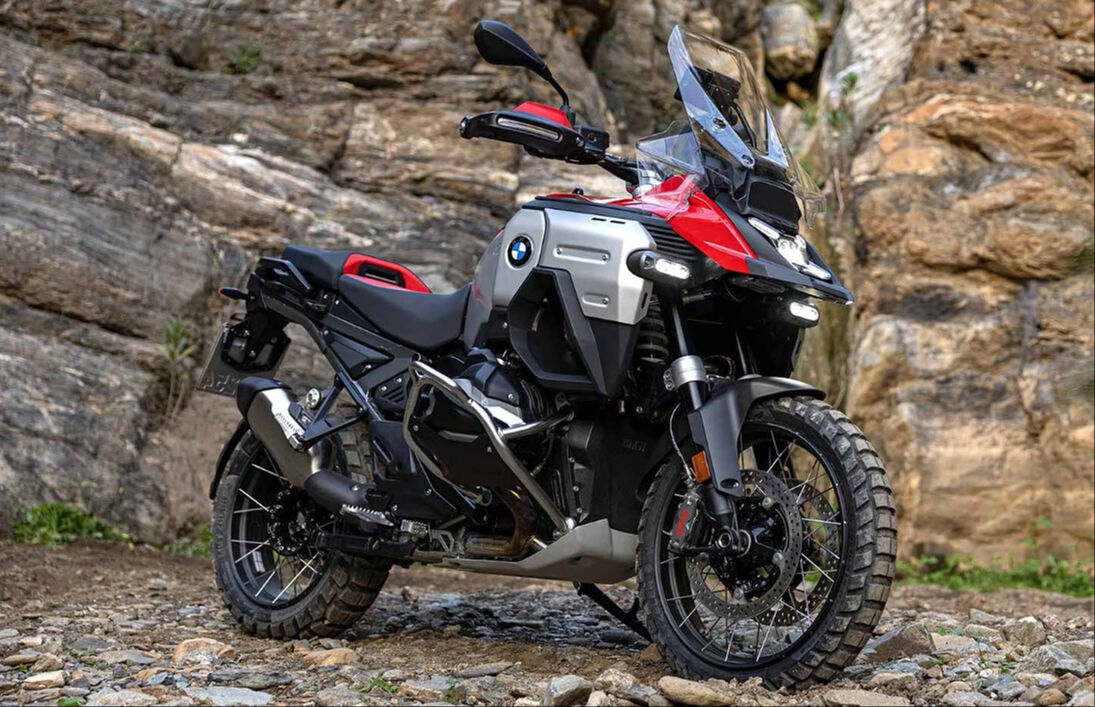 BMW, EICMA motosiklet fuarına geri dönüyor - 1. Resim