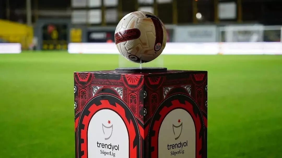 Galatasaray, Fenerbahçe, Beşiktaş.... Süper Lig şampiyon tahmini! 92 puan ve %66 oranla o takım kupayı kaldıracak - 1. Resim