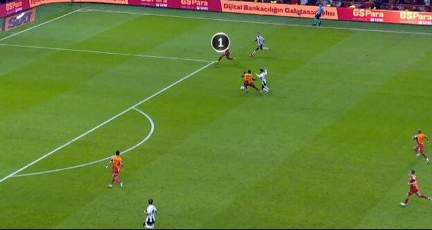 Galatasaray penaltı, Beşiktaş kırmızı bekledi! Trio ekibi Galatasaray-Beşiktaş maçının kararlarını yorumladı Galatasaray penaltı, Beşiktaş kırmızı bekledi! Derbiye damga vuran hakem kararları doğru mu? - 5. Resim