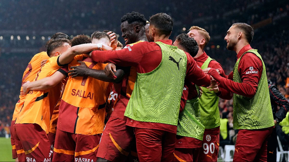 Galatasaray'dan Beşiktaş'ın açıklamasına sert cevap! ‟Her konuşmaya efendiyiz diye başlayıp küfür edenlerin...” - 3. Resim