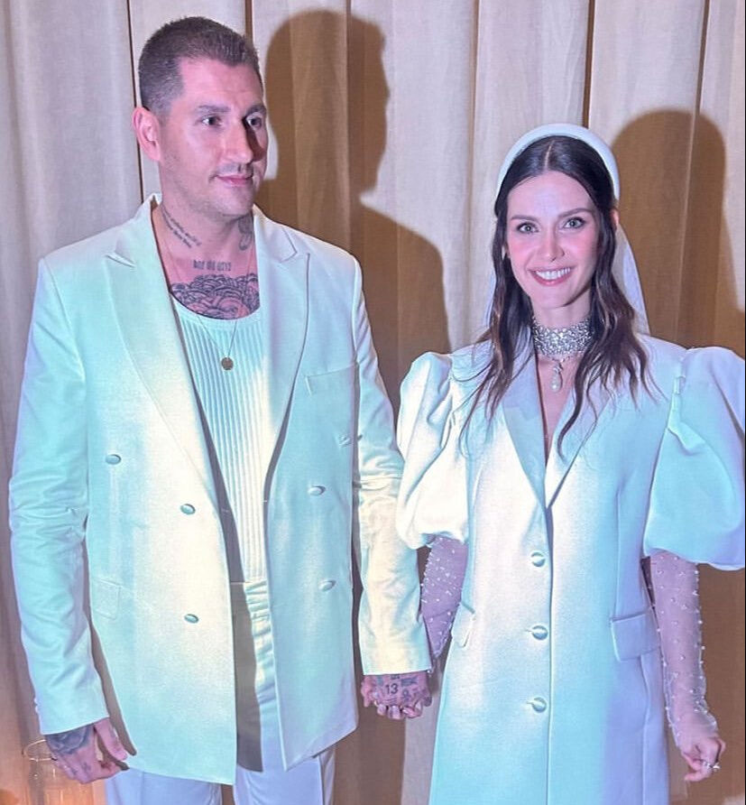 Ural Kaspar ile evlenen İrem Helvacıoğlu kötü gelinlik seçimiyle dillere düştü - 1. Resim