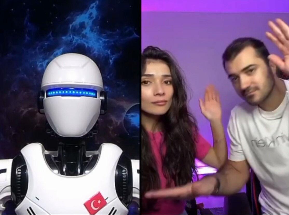 Yapay zeka destekli robot dans ediyor, insanlarla konuşabiliyor! - 1. Resim